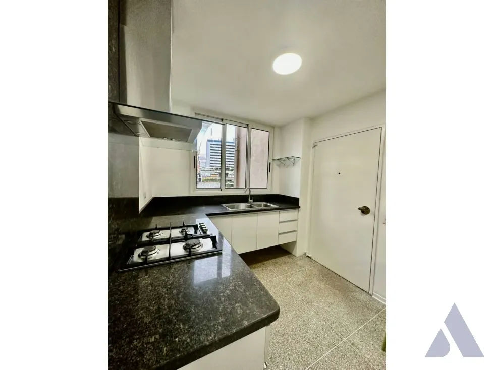 Vendo apartamento 180m2 Los Palos Grandes REF. AMARILLA - 11
