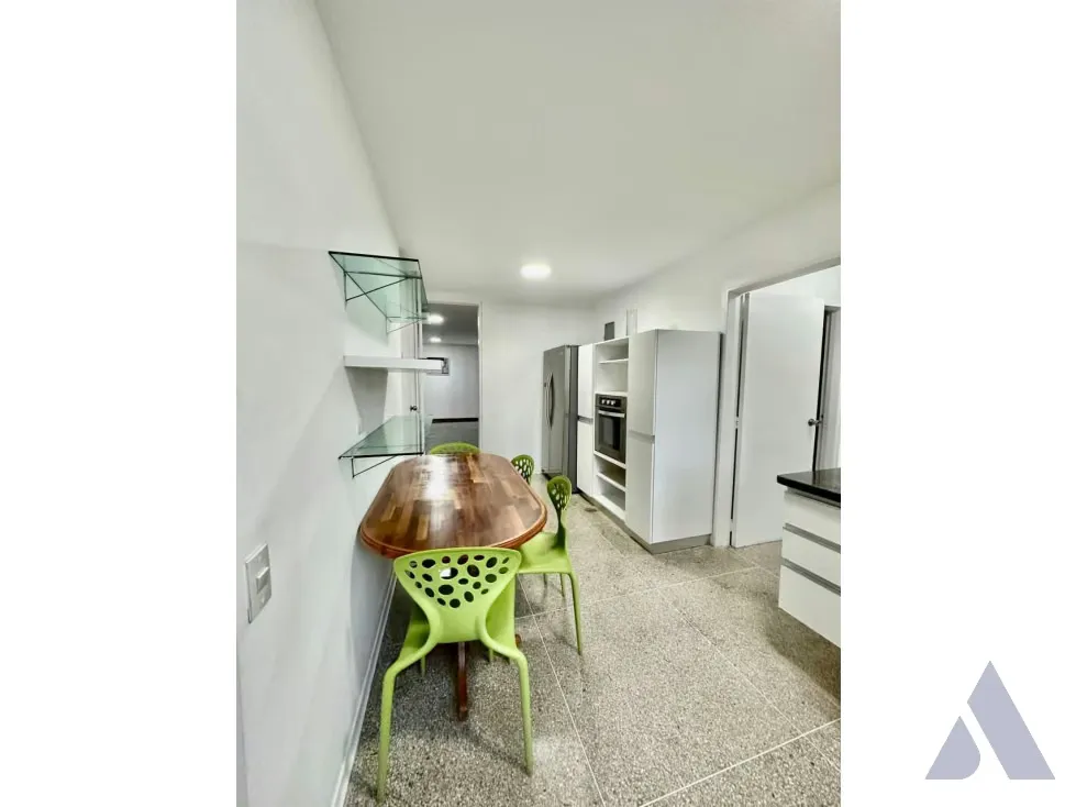 Vendo apartamento 180m2 Los Palos Grandes REF. AMARILLA - 10