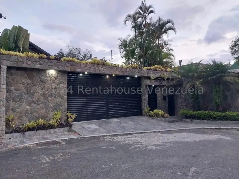 Casa (Duplex) en Venta en La Lagunita Country Club, Distrito Metropolitano