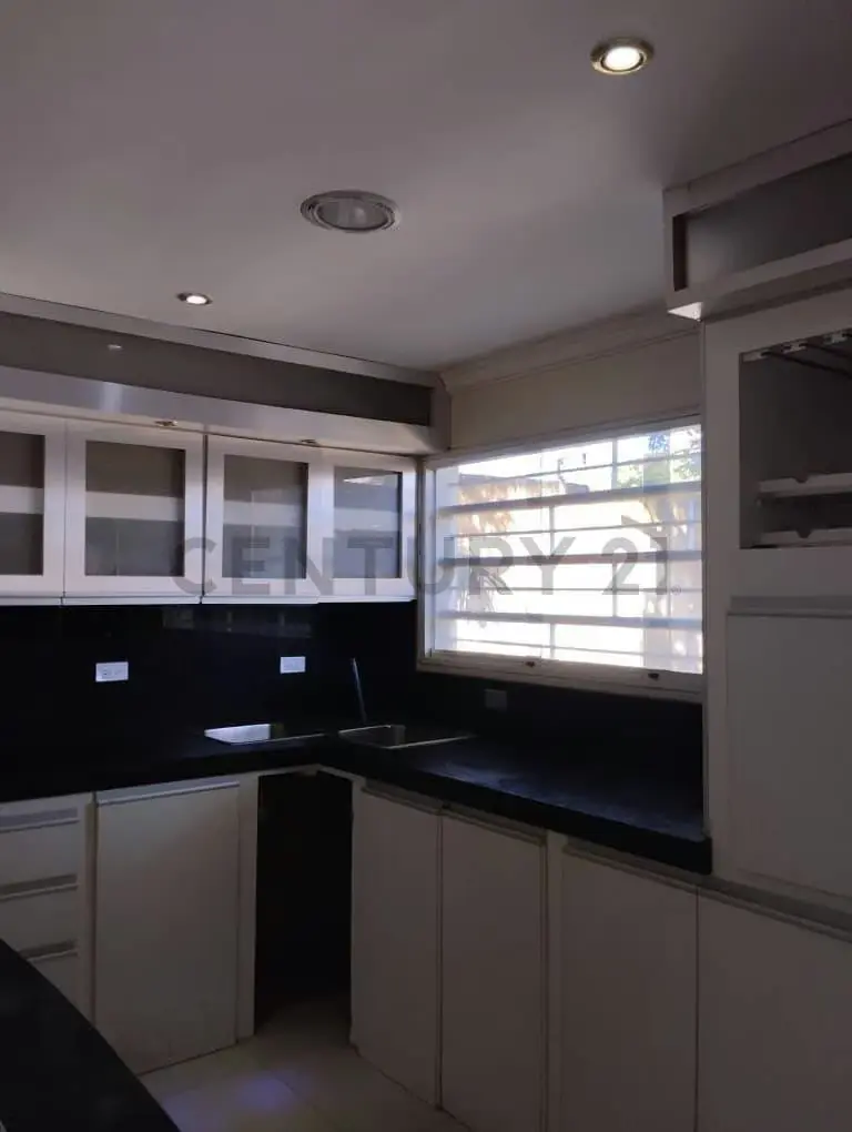 Promocion especial por pocos dias! Nuevo precio! En Venta Terreno con Edificio - 4