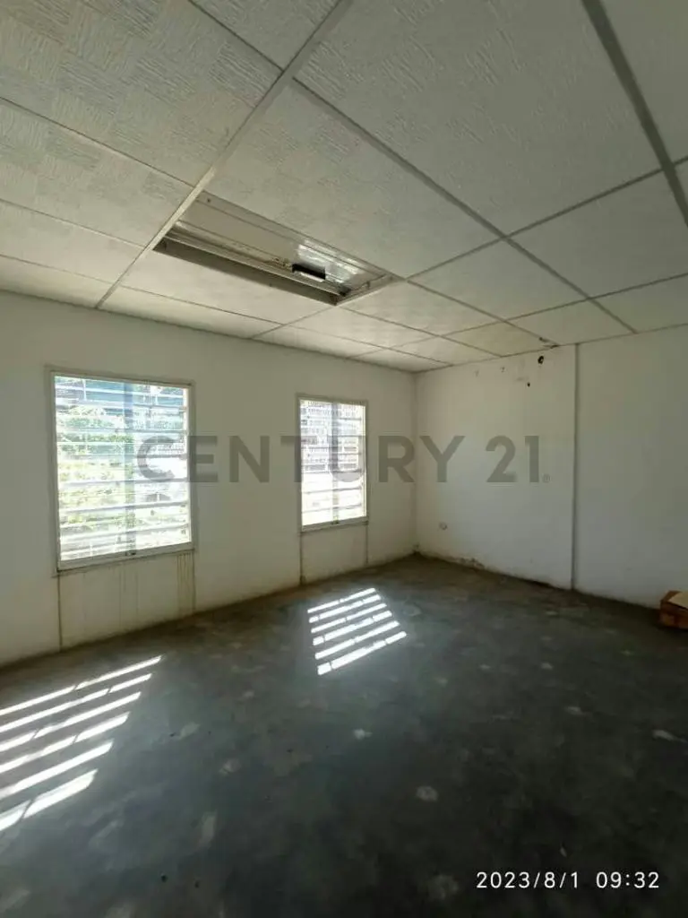 Promocion especial por pocos dias! Nuevo precio! En Venta Terreno con Edificio - 8