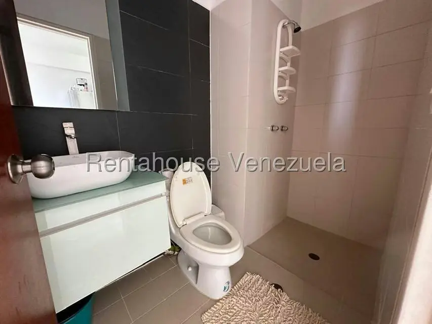 Apartamento (1 Nivel) en Venta en Agua Sal, Miranda - 18