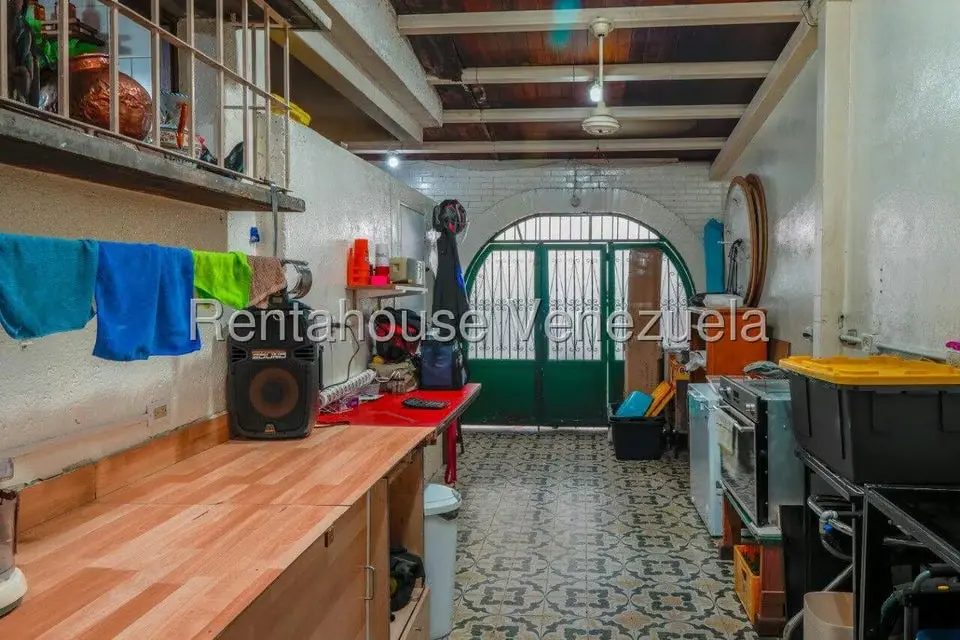 Casa (Duplex) en Venta en Caurimare, Distrito Metropolitano - 32