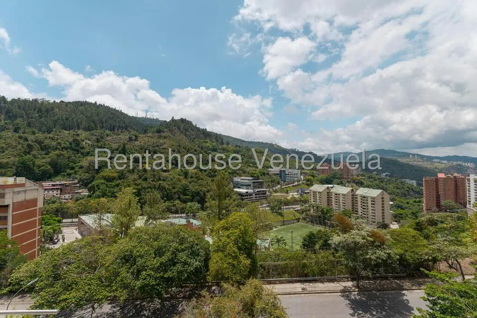 Apartamento (Duplex) en Venta en Las Esmeraldas, Distrito Metropolitano - 8