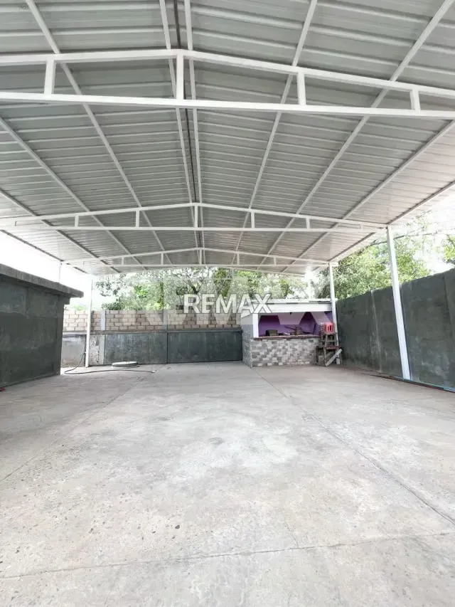Local en alquiler en la entrada de la Urbanización Coromoto, San Francisco - 3