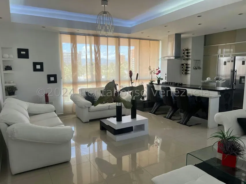 Apartamento (1 Nivel) en Venta en Zona Este, Lara - 2