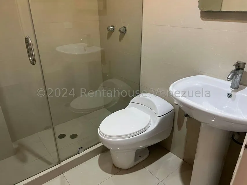 Apartamento (1 Nivel) en Venta en Zona Este, Lara - 19
