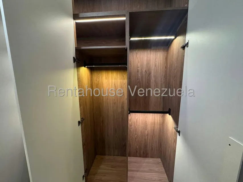 Apartamento (1 Nivel) en Venta en Lomas de La Alameda, Distrito Metropolitano - 32