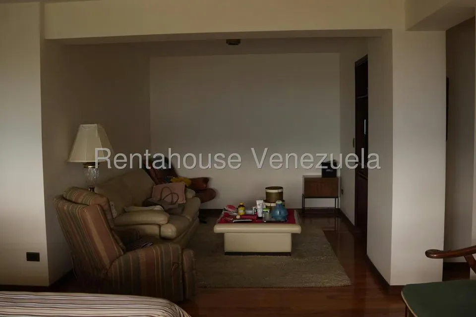 Apartamento (1 Nivel) en Venta en Los Naranjos del Cafetal, Distrito Metropolitano - 16