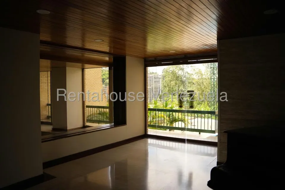 Apartamento (1 Nivel) en Venta en Los Naranjos del Cafetal, Distrito Metropolitano - 4