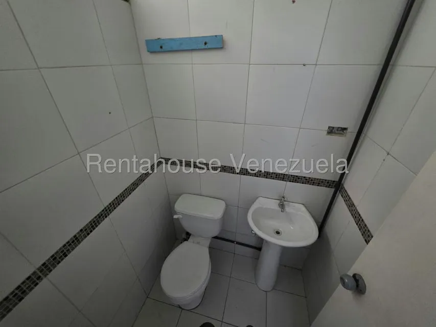 Local Comercial en Alquiler en Los Salias, Miranda - 9