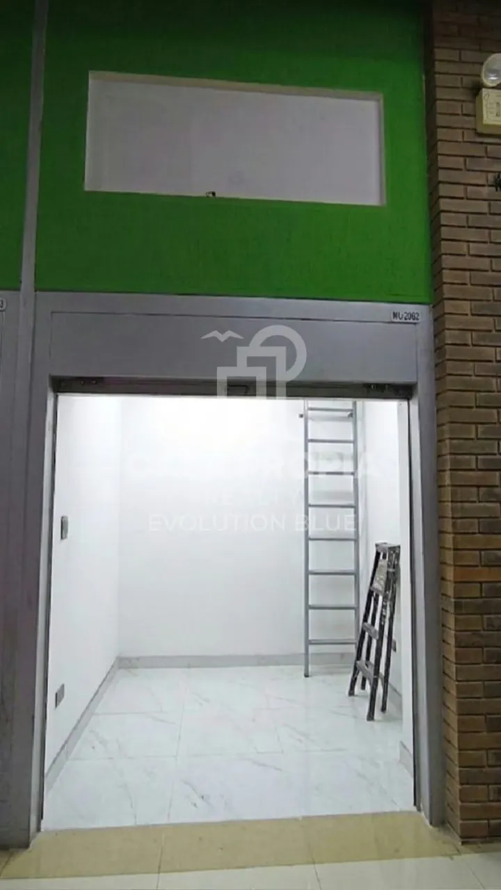 local comercial en gran bazar