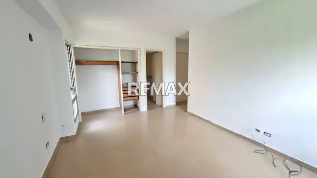 Apartamento en Venta 159 m², muy cerca de la Av. Bolivar Valencia - 10