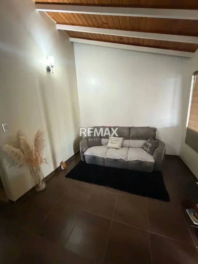 En venta casa Totalmente Ampliada en la Urbanización Lomas de Santa Sofía - Araure - 10
