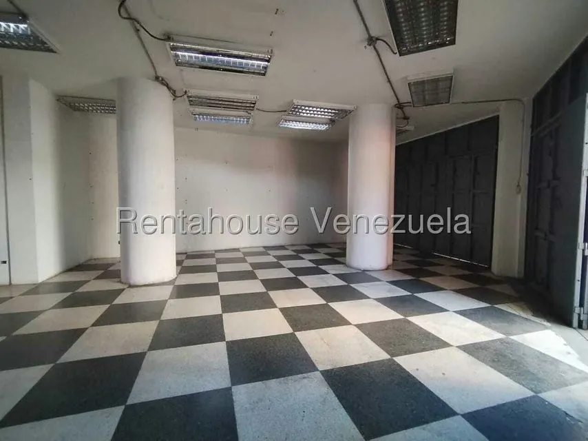 Local Comercial en Alquiler en Parroquia La Candelaria, Distrito Metropolitano - 10