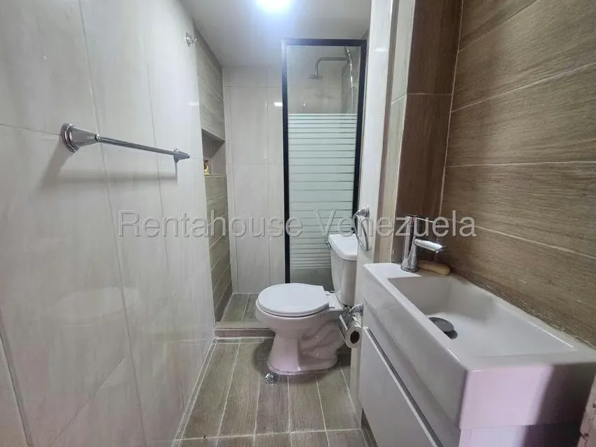 Apartamento (1 Nivel) en Venta en Las Acacias, Distrito Metropolitano - 11