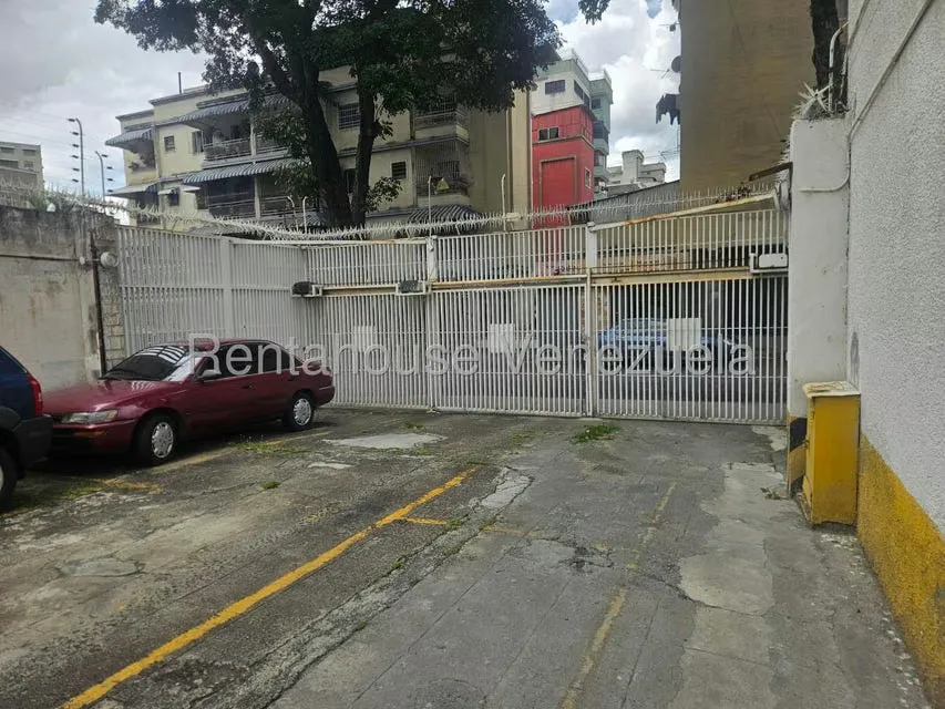 Apartamento (1 Nivel) en Venta en Las Acacias, Distrito Metropolitano - 28