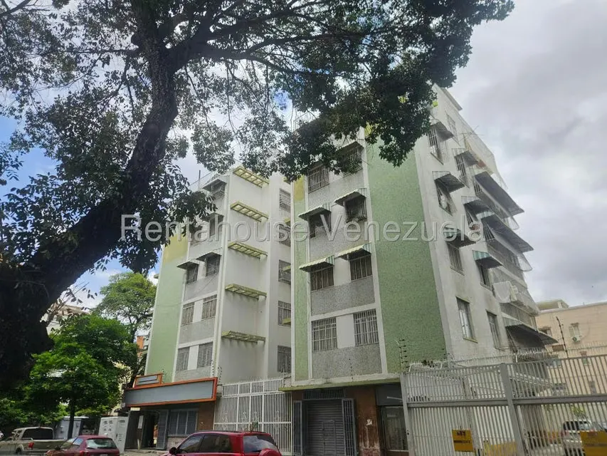 Apartamento (1 Nivel) en Venta en Las Acacias, Distrito Metropolitano - 32