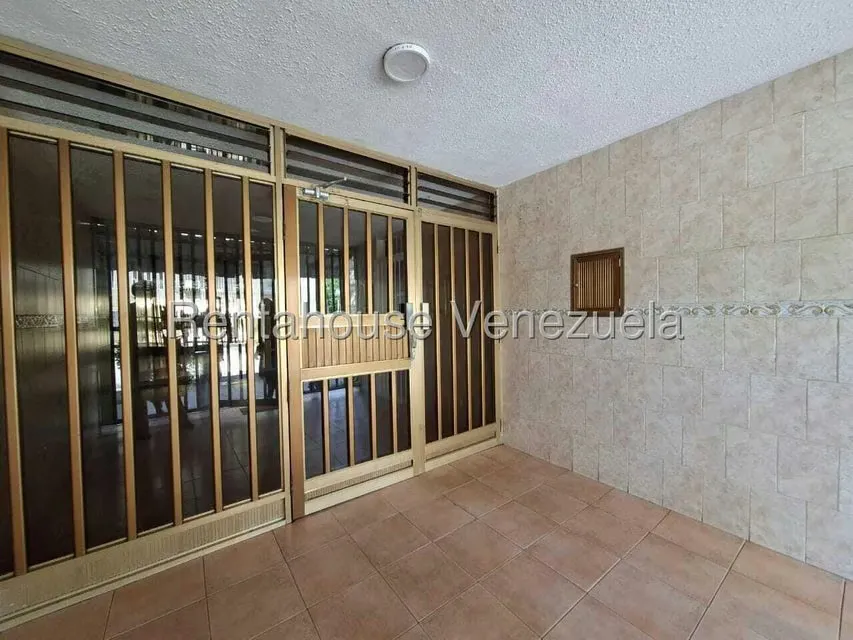 Apartamento (1 Nivel) en Venta en La Montaña, Aragua - 3