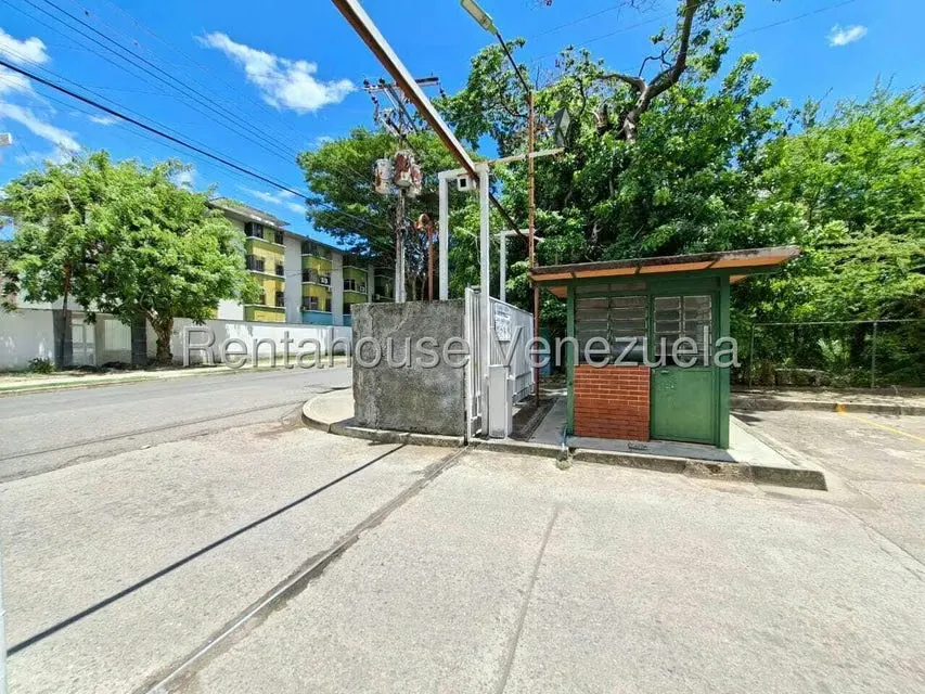 Apartamento (1 Nivel) en Venta en La Montaña, Aragua - 33