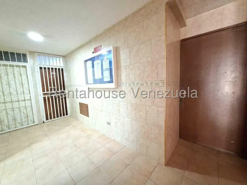Apartamento (1 Nivel) en Venta en La Montaña, Aragua - 4