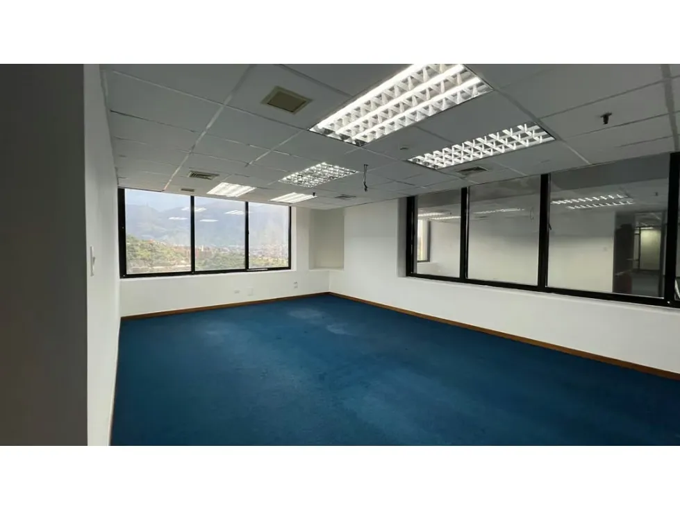 Se alquila Oficina 388m² Concresa