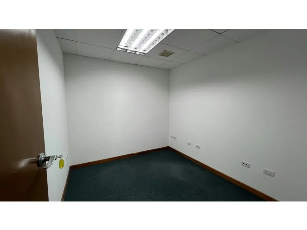 Se alquila Oficina 388m² Concresa - 20