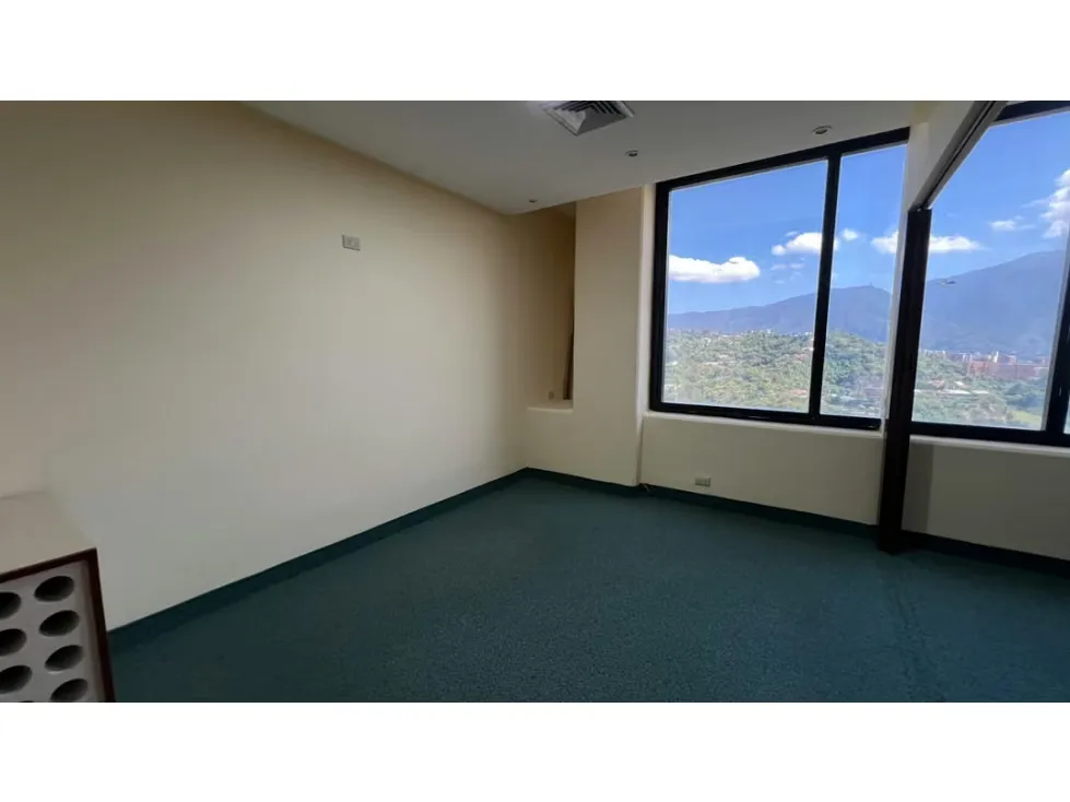Se alquila Oficina 388m² Concresa - 3
