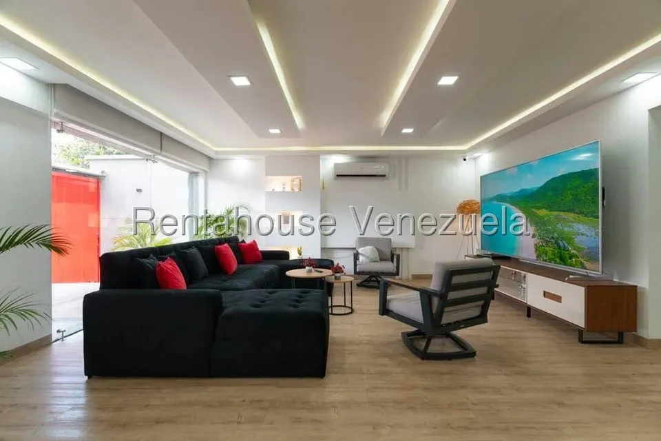 Casa (Duplex) en Venta en Colinas de Vista Alegre, Distrito Metropolitano - 11