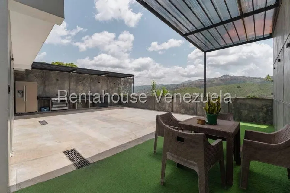 Casa (Duplex) en Venta en Colinas de Vista Alegre, Distrito Metropolitano - 36