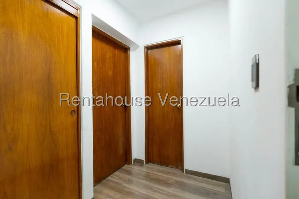 Casa (Duplex) en Venta en Colinas de Vista Alegre, Distrito Metropolitano - 50