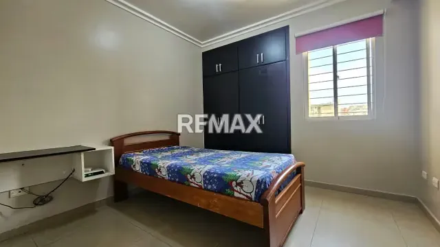EN ALQUILER Apartamento SEMIAMOBLADO en Il Tranvía - Torre II - 13