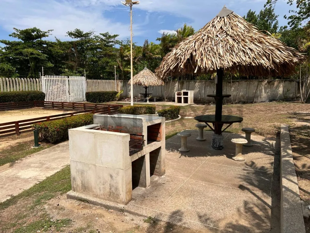 Venta cómodo apartamento en Aguasal, Higuerote - 13