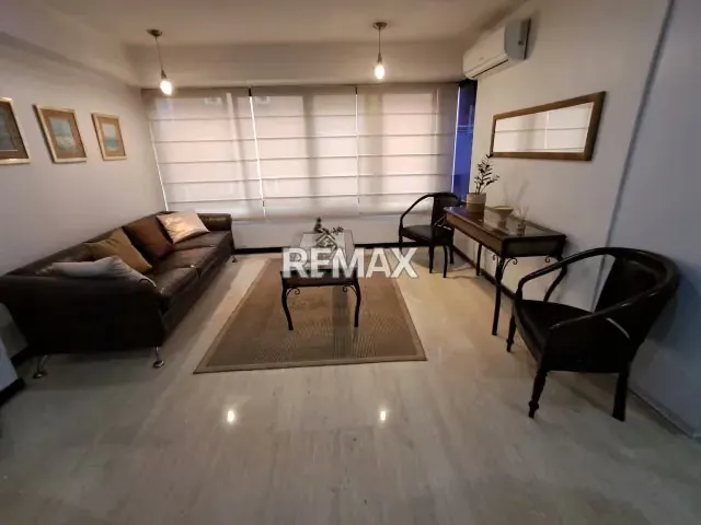Alquilo apartamento de 50 mt2 en edificio ejecutivo Urb. Campo Alegre