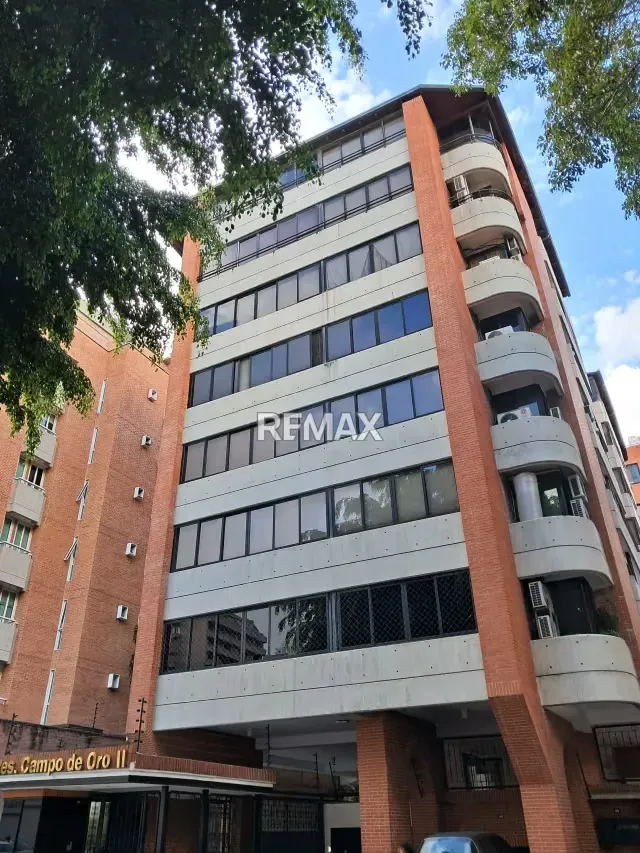 Alquilo apartamento de 50 mt2 en edificio ejecutivo Urb. Campo Alegre - 12