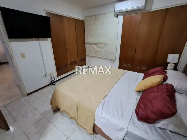 Alquilo apartamento de 50 mt2 en edificio ejecutivo Urb. Campo Alegre - 5