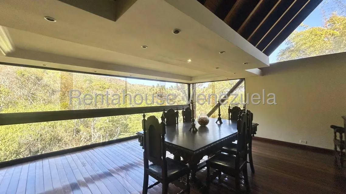 Casa (Multipes Niveles) en Venta en Oripoto, Distrito Metropolitano - 102