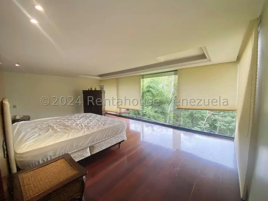 Casa (Multipes Niveles) en Venta en Oripoto, Distrito Metropolitano - 19