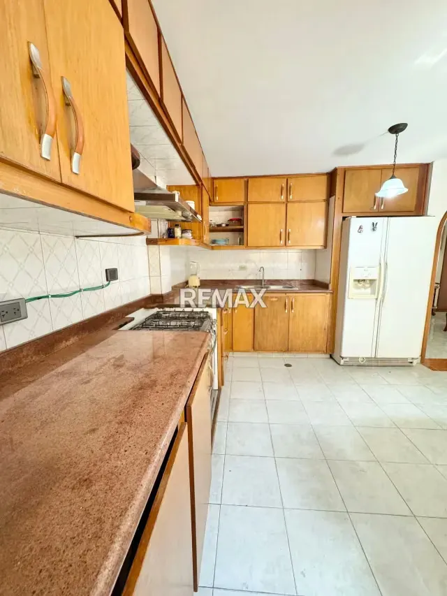 SE VENDE CASA EN LOS KIOSKOS - 6