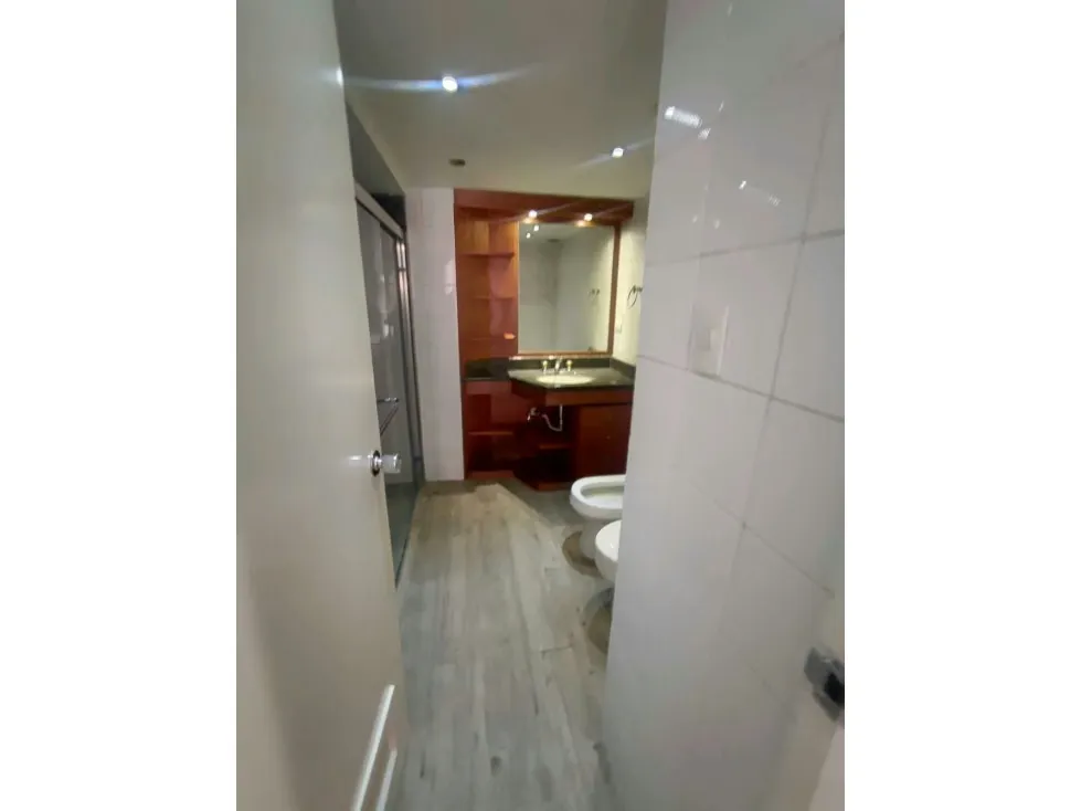 Alquilo apartamento 90m2 Campo Alegre 2006 - 18