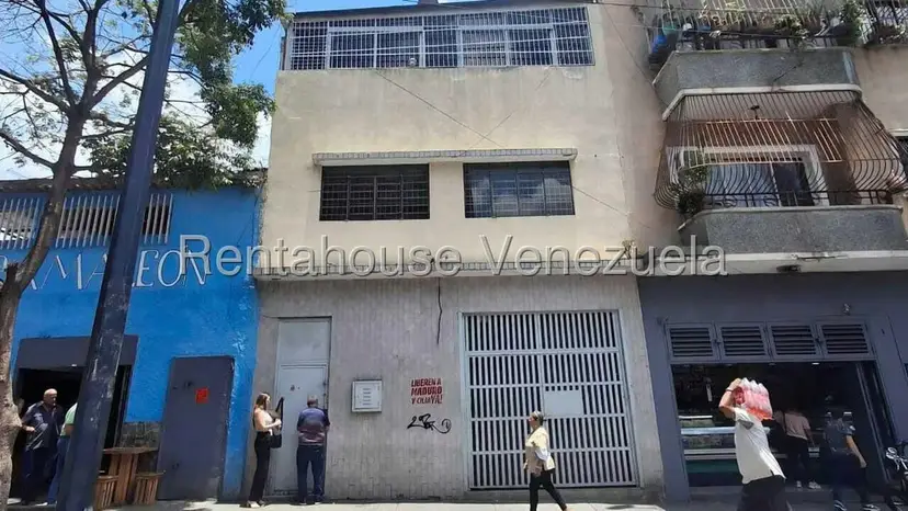 Comercial (Edificio) en Alquiler en Catia, Distrito Metropolitano