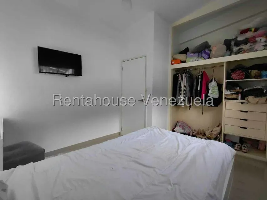 Casa (Duplex) en Venta en Los Castores, Miranda - 15