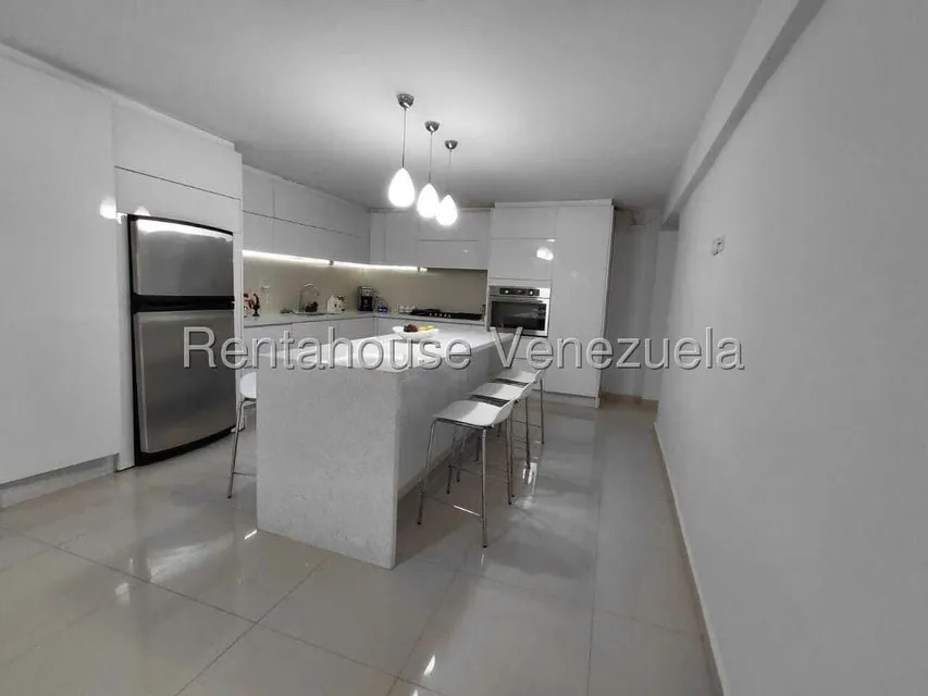Casa (Duplex) en Venta en Los Castores, Miranda - 10