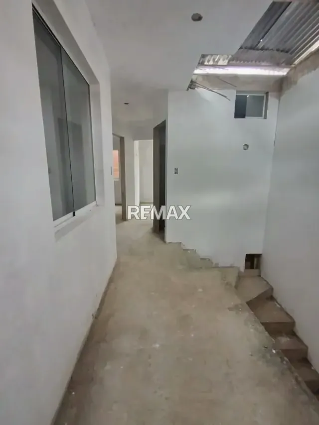 Casa en obra blanca - 2