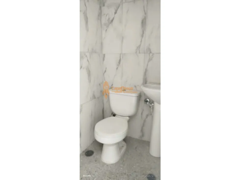 Edificio a estrenar en venta ideal para posadas, oficinas, aduana - 11