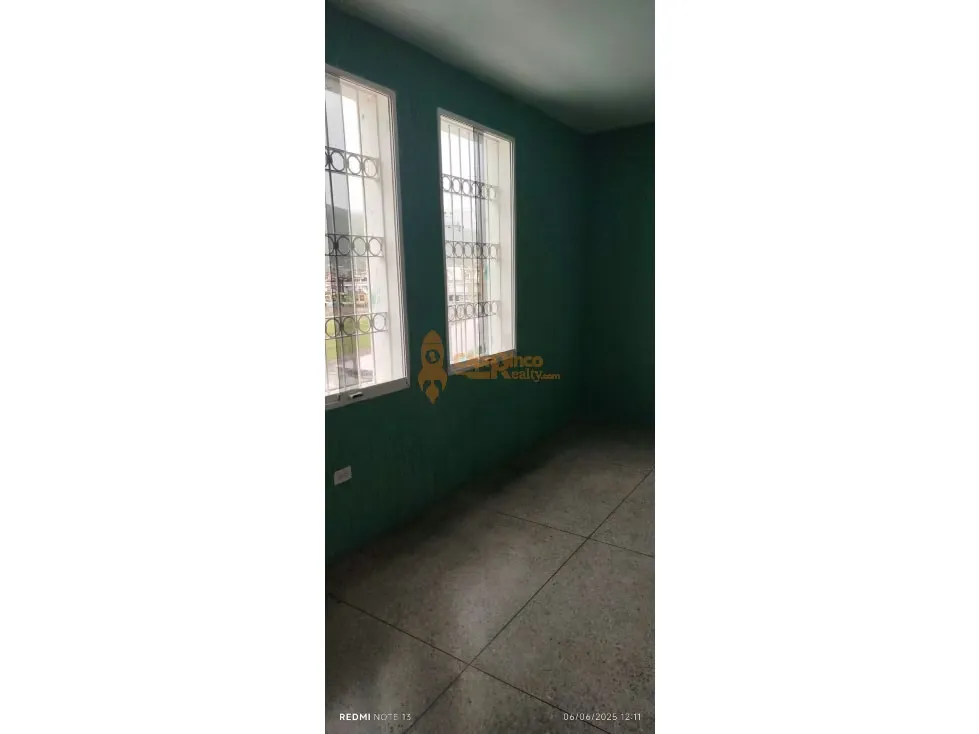 Edificio a estrenar en venta ideal para posadas, oficinas, aduana - 13
