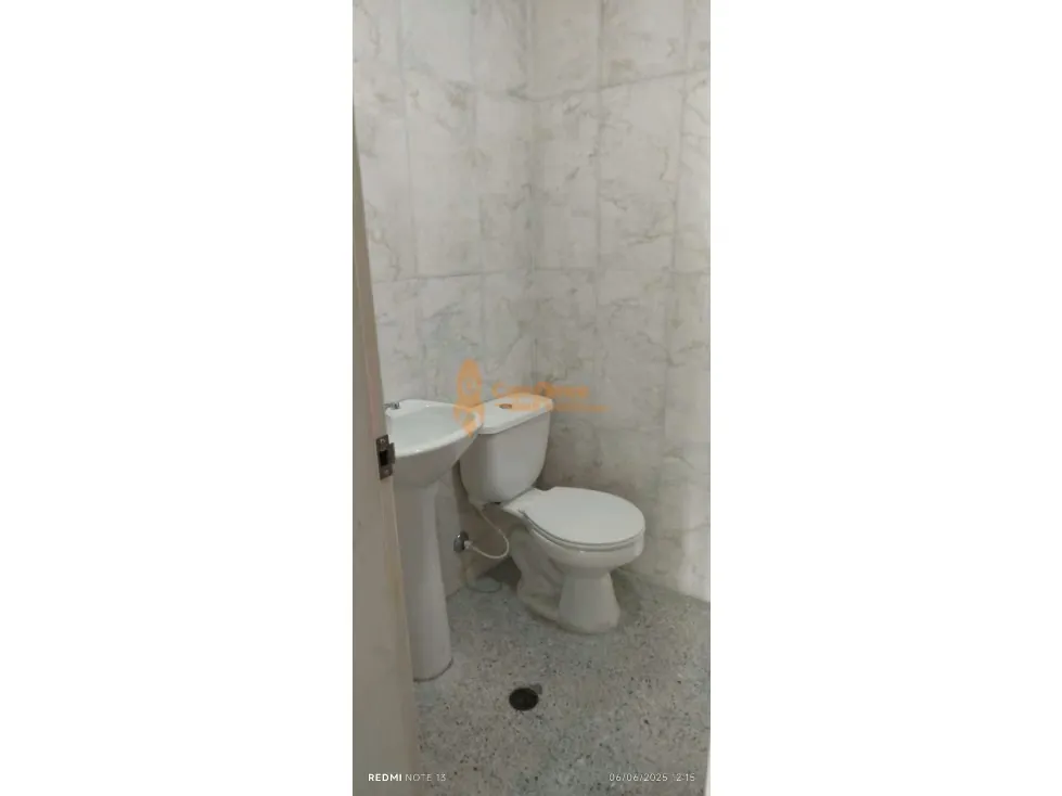 Edificio a estrenar en venta ideal para posadas, oficinas, aduana - 22