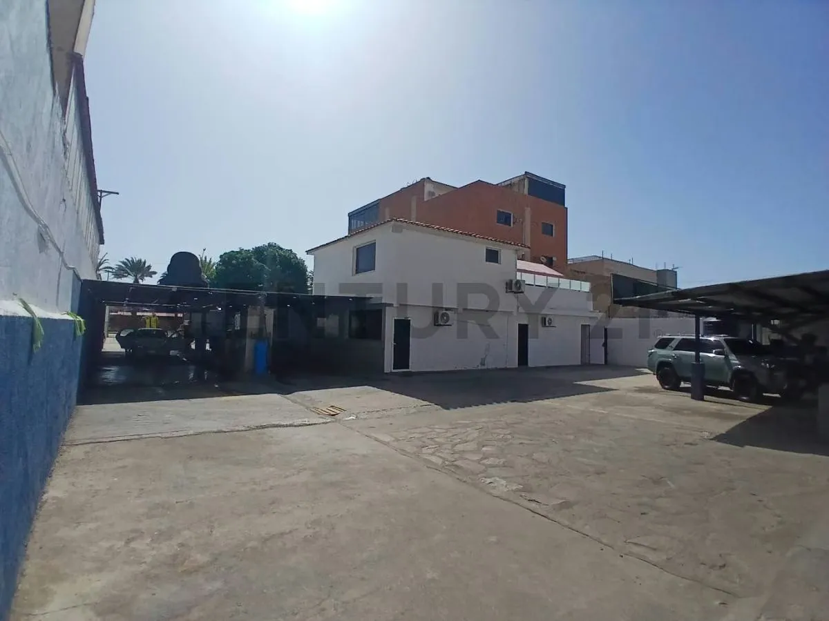 Propiedad Comercial-Residencial en Sabanamar-Porlamar sobre Terreno de 1.200 m². - 24