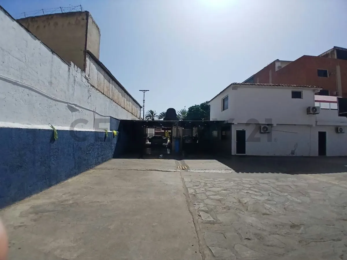 Propiedad Comercial-Residencial en Sabanamar-Porlamar sobre Terreno de 1.200 m². - 25