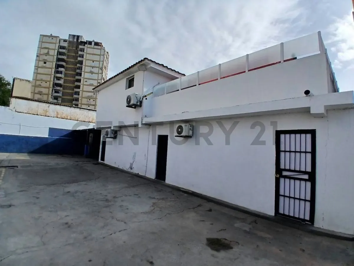 Propiedad Comercial-Residencial en Sabanamar-Porlamar sobre Terreno de 1.200 m². - 27